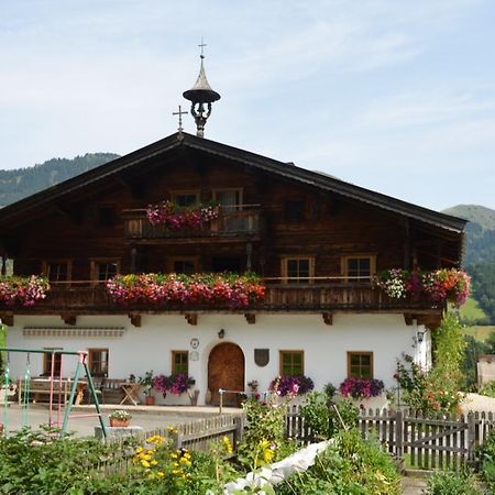 キッツビュール Malernhof Bed & Breakfast エクステリア 写真